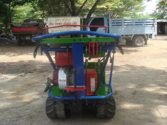 รถขนย้ายสินค้าเกษตร เครื่องอัดฉีดดีเซล เครื่องตัดถนน วินซ์เครื่อง