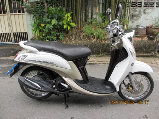 yamaha fino fi 2013 ไมล์ 8xx km.