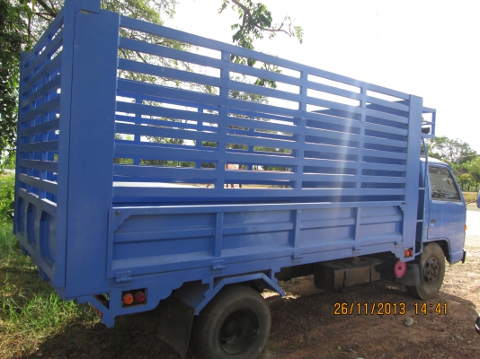 ขาย ISUZU 6 ล้อดั้มเกษตร เครื่อง 4BEI 110 แรง ฝาดำ ยาว4.5m  น็อต 5 รู ล้อ 16