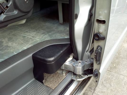 2007 TOYOTA, COMMUTER 2.5 D4D  835000  ครื่องเสียงชุดใหญ่ รถไม่เคยอุบัติเหตุ ชุดเเต่งรอบคัน