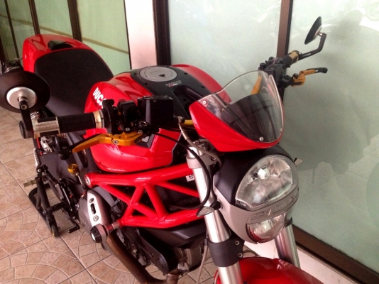 ขาย DUCATI  Monster696 สภาพหล่อๆ ของแต่งเพียบ ราคา 259000 บาท (รับแลก/รับเทริ์น)