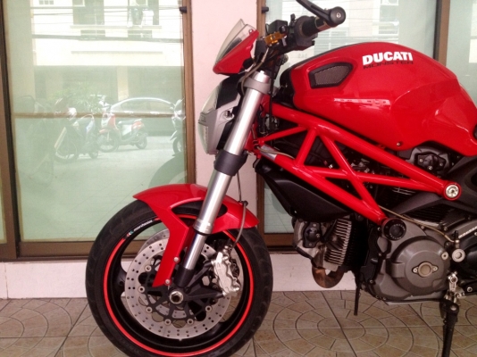 ขาย DUCATI  Monster696 สภาพหล่อๆ ของแต่งเพียบ ราคา 259000 บาท (รับแลก/รับเทริ์น)