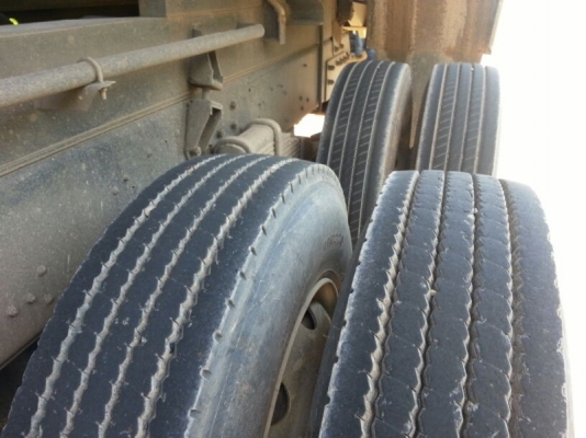 รถฮีโน่ 10 ล้อดั้ม 380 แรงม้า ปี 55 ( ขายแม่ , ลูก ) ( วิ่ง 12x,xxx กม. ) สนใจติดต่อ 081 - 6079515 รถฮีโน่ 10 ล้อดั้ม 380 แรงม้า ปี 55 ( ขายแม่ , ลูก ) ( วิ่ง 12x,xxx กม. ) สนใจติดต่อ 081 - 6079515