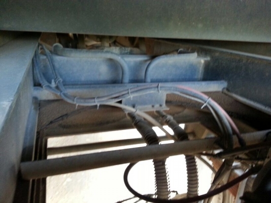 รถฮีโน่ 10 ล้อดั้ม 380 แรงม้า ปี 55 ( ขายแม่ , ลูก ) ( วิ่ง 12x,xxx กม. ) สนใจติดต่อ 081 - 6079515 รถฮีโน่ 10 ล้อดั้ม 380 แรงม้า ปี 55 ( ขายแม่ , ลูก ) ( วิ่ง 12x,xxx กม. ) สนใจติดต่อ 081 - 6079515