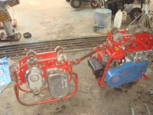 เครื่องตัดถนน เครื่องดีเซลพร้อมปั้มฉีดยา รถการเกษตร วินซ์เครื่องยนตร์ เครื่องตัดถนน เครื่องดีเซลพร้อมปั้มฉีดยา รถการเกษตร วินซ์เครื่องยนตร์