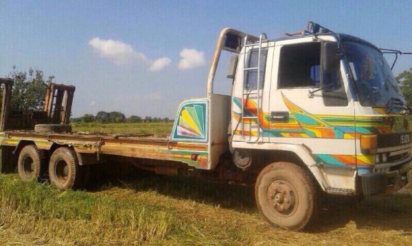 ขายสิบล้อเทเลอร์ Isuzu rocky เครื่อง 175 แรง 2 เพลา เบรคจิฟฟี่ ทะเบียนพร้อม