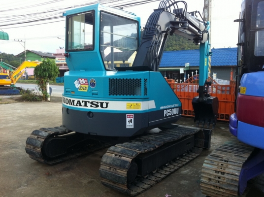 ขาย KOMATSU PC50UU-1 มีเก๋ง ขาย KOMATSU PC50UU-1 มีเก๋ง