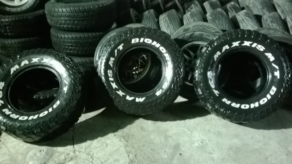 ขายยาง 31x10.5 1ชุด ปี11ชุดละ4500