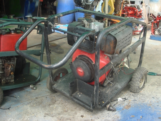 รถขนย้ายสินค้าเกษตร เครื่องอัดฉีดดีเซล เครื่องตัดถนน วินซ์เครื่อง รถขนย้ายสินค้าเกษตร เครื่องอัดฉีดดีเซล เครื่องตัดถนน วินซ์เครื่อง