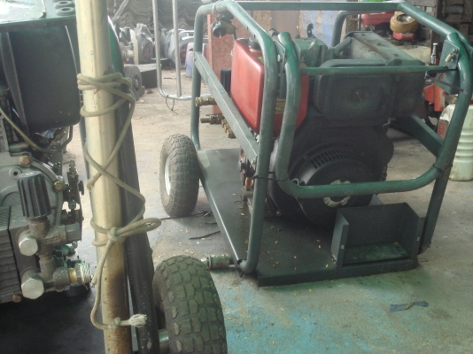 รถขนย้ายสินค้าเกษตร เครื่องอัดฉีดดีเซล เครื่องตัดถนน วินซ์เครื่อง รถขนย้ายสินค้าเกษตร เครื่องอัดฉีดดีเซล เครื่องตัดถนน วินซ์เครื่อง