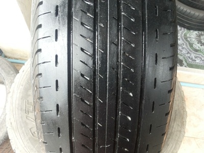 ขายยาง205/70/15 ปี12/3เส้นปี11/1เส้น BRIDGESTONE DURAVIS R611 1 ชุด