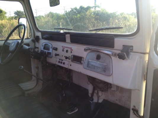 ขาย toyota landcruiser