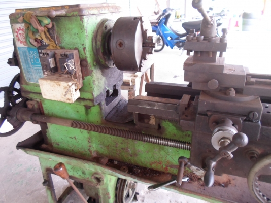 เครื่องกลึง 4 ฟุต ต้าชิง  38,000  ด่วน  ติดต่อ อ้อม 0898217996