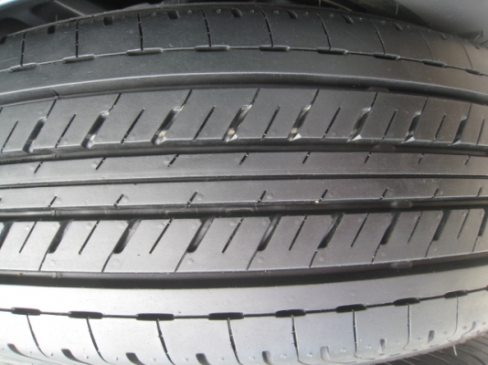 ขายล้อแม็ก All new Isuzu d-max สีรมดำ ป้ายแดง 16"x6.5" et41 6รู139.7 +ยาง Bridgestone duravis 215/70r16 ยางผลิตสัปดาห์ที่ 7-1 เส้น, 8-3 เส้น ปี13 ตุ่มที่หน้ายางมีอยู่ทุกเส้นใช้ 5xx km ขายทั้งชุด 16,900 บาทครับ สนใจติดต่อเล็กคลองสาม (081-3747940)