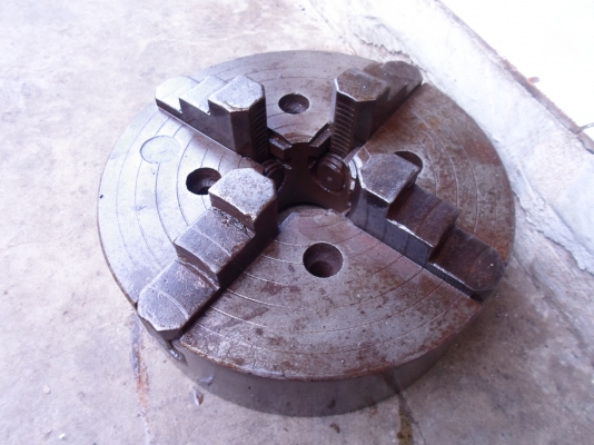 3 จับ 4 จับ แท่นกลึง พร้อมใช้ สนใจโทรถาม  0898217996