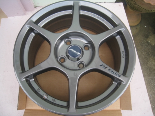 ขายล้อแม็กใหม่ buddy club p1 ไม่เคยใช้งาน 15"x6.5" et36 4 รู 100 สีเทาเมทัลลิค พร้อมจุ๊ปเรย์ 1 ชุด ขายทั้งชุด 8,700 บาท สนใจติดต่อเล็กคลองสามครับ (081-3747940)