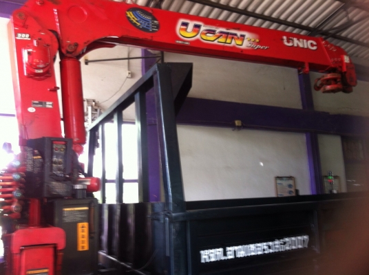 ด่วนขายอีซูซุFTRIINYติดเครน5ตัน4ท่อนรุ่นให่มเครื่องดีคัชซีสวยยางเต็มสภาพพร้อมใช้ราคาเบาๆ ด่วนขายอีซูซุFTRIINYติดเครน5ตัน4ท่อนรุ่นให่มเครื่องดีคัชซีสวยยางเต็มสภาพพร้อมใช้ราคาเบาๆ