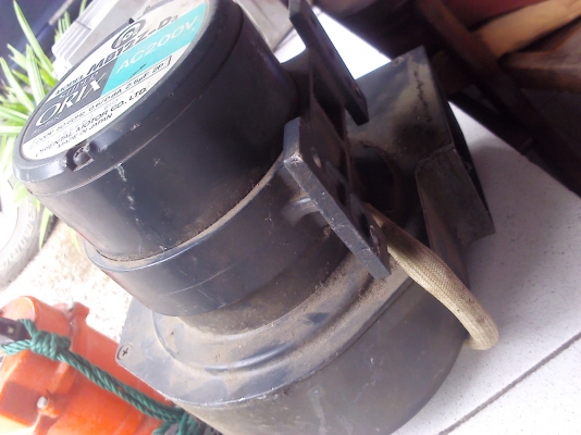 (มีVDOทดสอบให้ดู)โบลวเวอร์ ( Blower ) ขนาดประมาณ100-200W.แรงลมดีมากๆเหมาะเอาไปต่อได้หลากกลาย ใช้200V.ต่อใช้งานไฟบ้าน