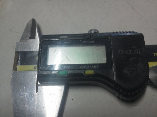 เวอร์เนียดิจิตอล MItutoyo  8 นิ้ว วัดกว้าง ลึก และรูใน ได้หมด มือสองพร้อมใช้