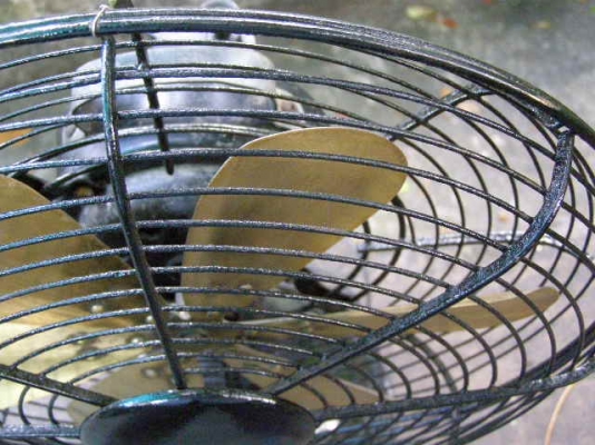 ขายพัดลมเก่า เก็บก็ได้ ใช้ก็ดี โชว์ก็สวย ลดเหลือ 1000.