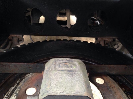 รถฮีโน่ 10 ล้อ ( รถน้ำมัน ) KT920 เปลื่ยนเครื่อง 187 แรงม้า. สนใจติดต่อ 081 - 6079515 รถฮีโน่ 10 ล้อ ( รถน้ำมัน ) KT920 เปลื่ยนเครื่อง 187 แรงม้า. สนใจติดต่อ 081 - 6079515