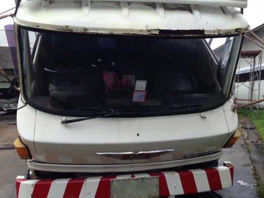 รถฮีโน่ 10 ล้อ ( รถน้ำมัน ) KT920 เปลื่ยนเครื่อง 187 แรงม้า. สนใจติดต่อ 081 - 6079515 รถฮีโน่ 10 ล้อ ( รถน้ำมัน ) KT920 เปลื่ยนเครื่อง 187 แรงม้า. สนใจติดต่อ 081 - 6079515