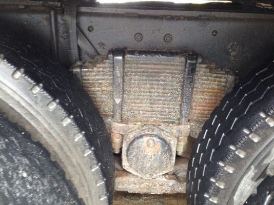 รถฮีโน่ 10 ล้อ ( รถน้ำมัน ) KT920 เปลื่ยนเครื่อง 187 แรงม้า. สนใจติดต่อ 081 - 6079515 รถฮีโน่ 10 ล้อ ( รถน้ำมัน ) KT920 เปลื่ยนเครื่อง 187 แรงม้า. สนใจติดต่อ 081 - 6079515