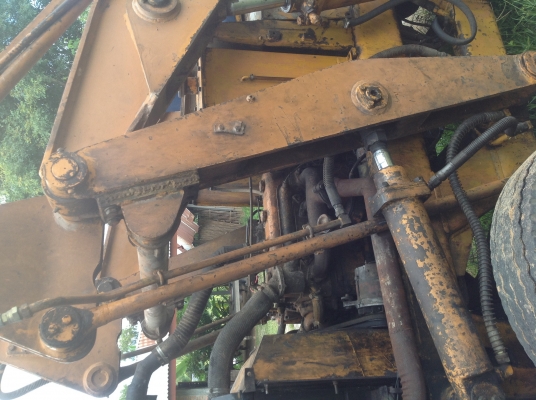 ขายรถตัก KOMATSU SD20 (0851400605)