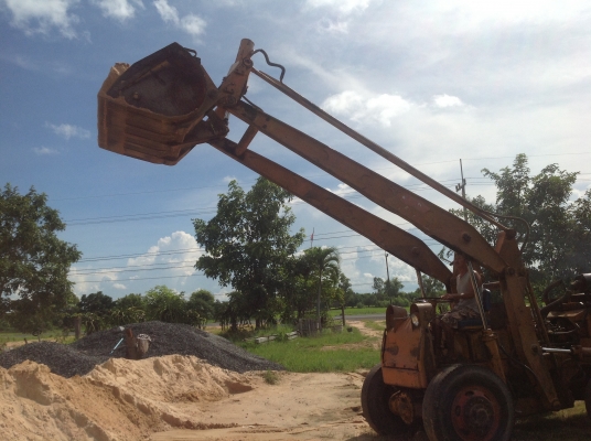 ขายรถตัก KOMATSU SD20 (0851400605)