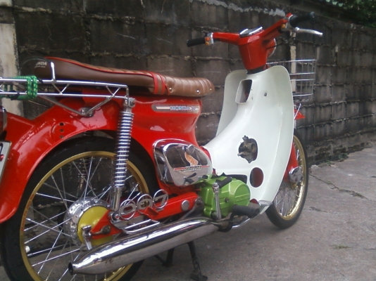 ต้องการขายhonda-c90เครื่องดรีมสตาทมือ
