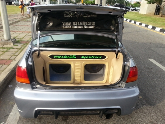รถ Civic ปี.98 ของแต่งเพียบ เครื่องเสียงชุดใหญ่ ซื้อไปขับหล่อได้เลย รถ Civic ปี.98 ของแต่งเพียบ เครื่องเสียงชุดใหญ่ ซื้อไปขับหล่อได้เลย