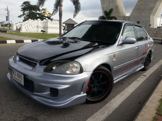 รถ Civic ปี.98 ของแต่งเพียบ เครื่องเสียงชุดใหญ่ ซื้อไปขับหล่อได้เลย รถ Civic ปี.98 ของแต่งเพียบ เครื่องเสียงชุดใหญ่ ซื้อไปขับหล่อได้เลย