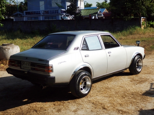 ขายมิซซู  a72 ติดแก็สแล้ว แอร์เย็น ล้อแต่ง