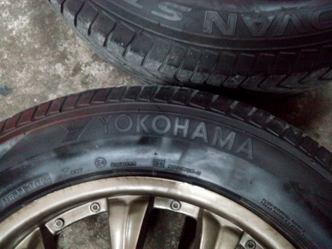 ขายแม็ก 18" 5รู114 พร้อมยาง(สภาพ 90\%) YOKOHAMA ADVAN 235/60/18