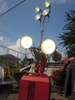 ขาย- เครื่องปั่นไฟ หร้อมสปอร์ตไลท์ ไฟ 4 ดวง แบบเครื่องยนต์ ดีเซล มือสองเก่าญี่ปุ่น พร้อมใช้งาน ขาย- เครื่องปั่นไฟ หร้อมสปอร์ตไลท์ ไฟ 4 ดวง แบบเครื่องยนต์ ดีเซล มือสองเก่าญี่ปุ่น พร้อมใช้งาน