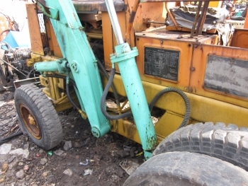 ขาย- รถตัก คีบอ้อย คีบไม้ KOMATSU: SD20 เครื่องดีเซล มือสองญี่ปุ่น สภาพพร้อมใช้งาน ขาย- รถตัก คีบอ้อย คีบไม้ KOMATSU: SD20 เครื่องดีเซล มือสองญี่ปุ่น สภาพพร้อมใช้งาน