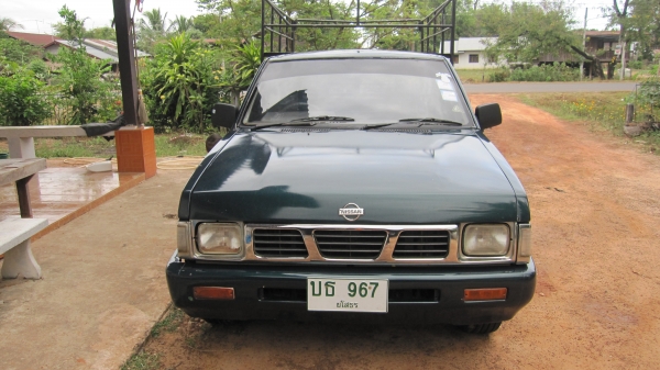 ขายกระนิสสันบิ๊กเอ็มตอนเดียว เครื่องฝาแดงละเอียดสภาพพร้อมใช้งานเครื่องดีไม่ไอไม่จาม+แอร์เย็นจนหนาว+เทปชีดี+ยางดี4เส้น+เสริมแหนบพร้อมบรรทุกงาน+ศูนย์ดีช่วงล่างแน่นปึก+คอกกระบะพร้อมบรรทุก+ภาษีปี57+เอกสารพร้อมโอน....ขาย98000บาทต่อรองได้นิดน่อยรถยุอำนาจเจริญมา