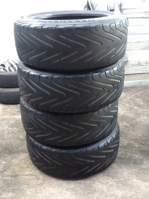 ล้อกล้วย 15x8 4/100 สวยๆๆๆ