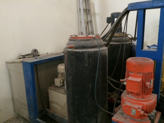 เครื่องกลึง 6 ฟุต รุ่นหนัก TURNUR 3 เพลา สะพานเกลียว 2 เครื่องกลึง 6 ฟุต รุ่นหนัก TURNUR 3 เพลา สะพานเกลียว 2