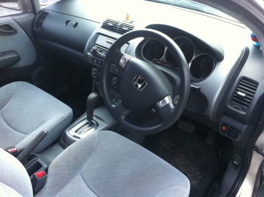 ขาย HONDA city 2003 เกียร์ AUTO CD  MAX  รีโมท