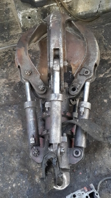 มือหนีบ คับสภาพดี