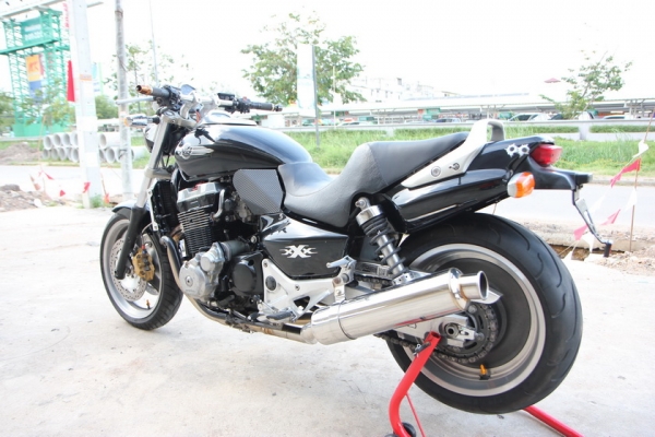 ขาย HONDA X4 1300cc ปี2001 อินวอยล์พร้อมสรรพสามิต