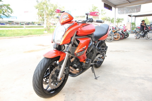 ขาย ER6N 650 ปี09 ทะเบียนพร้อมโอน เครื่องดี ท่อแต่ง