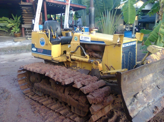 ขายรถแทรกเตอร์ D2 รุ่น6 ไสลได้5ทิดทางรถสวยเก่านอก เอกสารอินวอย