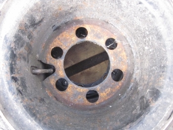 ขาย- ยางพร้อมกระทะ ล้อ สำหรับรถยก โฟล์คลิฟท์ จำนวน 4 เส้น ราคาถุก 7,800 บาท เท่านั้น ขาย- ยางพร้อมกระทะ ล้อ สำหรับรถยก โฟล์คลิฟท์ จำนวน 4 เส้น ราคาถุก 7,800 บาท เท่านั้น