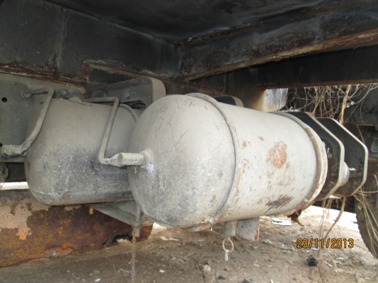 นิสสันเครื่อง165-หัวครัชซี-เบรคทิ็ปฟี่-น๊อตล้อ8ตัว-รถห้างขายตามสภาพ-มี2คัน-