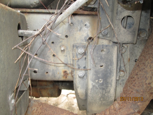 นิสสันเครื่อง165-หัวครัชซี-เบรคทิ็ปฟี่-น๊อตล้อ8ตัว-รถห้างขายตามสภาพ-มี2คัน-