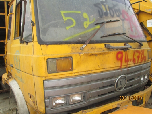 นิสสันเครื่อง165-หัวครัชซี-เบรคทิ็ปฟี่-น๊อตล้อ8ตัว-รถห้างขายตามสภาพ-มี2คัน-