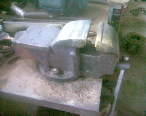 ปากกา 5 นิ้วงานเก่าเนื้อเหล็กดีครับพร้อมใช้ครับฟันดีครับไม่บิ่นไม่คอนเหล็กรุ่นเก่ายังใช้งานอยู่ครับราคานี้คุ้มครับ