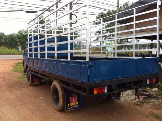 ขาย โตโยต้า WU 40 เครื่อง 13 B 110 แรง สนใจติดต่อ คุณตี๋ 085 2849088